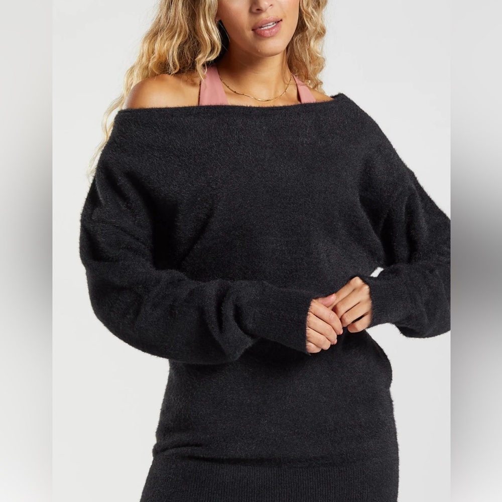 Gymshark x Whitney Simmons Women’s Eyelash Knit Sweater Black Size Medium